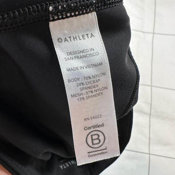 Athleta Shorts Womens XS Black Stay Fly 9" Compression Reflective Athletic Run - Picture 5 of 11